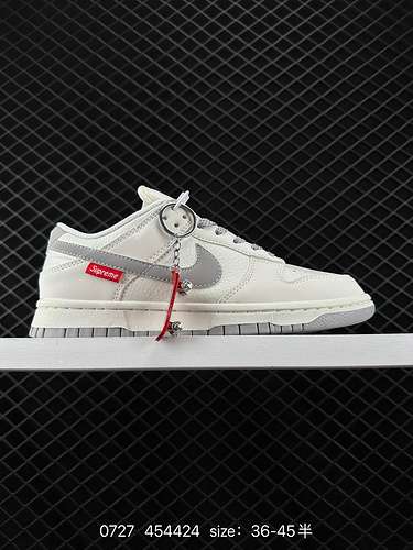 2 Supreme x Nike Dunk SB Low Supreme x Nike SB Low Joint Bianco Grigio Rosso Il corpo della scarpa u