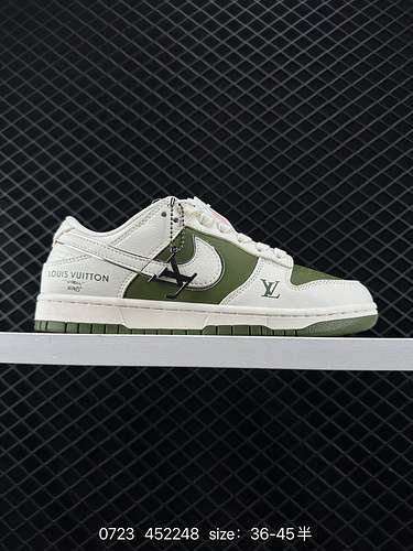 24 modelli popolari all'estero sono in vendita in edizione limitata Corporatelevel Nike SB Dunk Low 