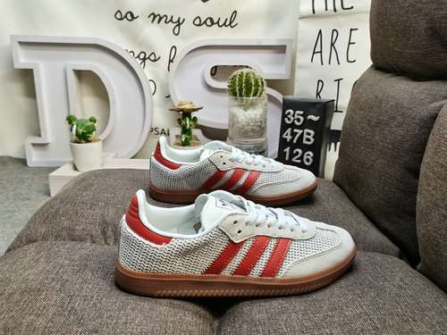 126DAdidas originali Busenitz Vulc adidas Quasi 70 anni di classici originali realizzati in pelle sc