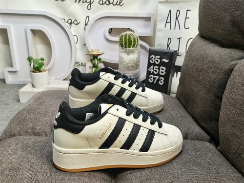 373DAdidas trifoglio Originals Superstar punta a conchiglia classico allmatch scarpe da ginnastica s