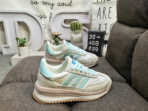 699DLa serie di sneaker retrò di Adidas è popolare in tutto il mondo Cavalcando quest'onda, il march