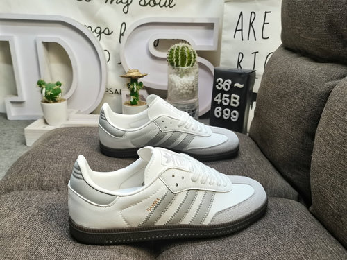 699DAdidas originali Busenitz Vulc adidas Quasi 70 anni di classici originali realizzati in pelle sc