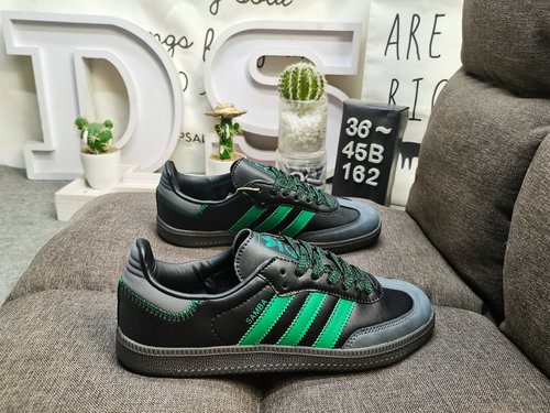 162DAdidas originali Busenitz Vulc adidas Quasi 70 anni di classici Originali realizzati in pelle sc