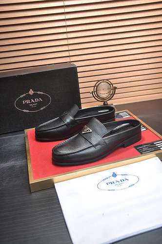 Scarpe uomo Prada Codice 0808B70 Taglia 3844 personalizzata sulla taglia 45 non rimborsabile