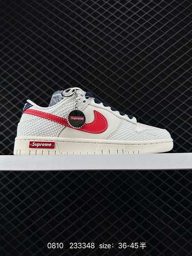 24 Nike Nike Dunk Low Retro sneakers classiche sneakers retrò in cobranding con GUCCI Una classica s