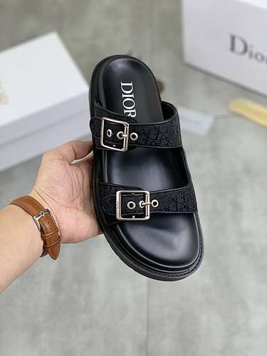 Scarpe Dior uomo Codice 0805B00 Taglia 3845