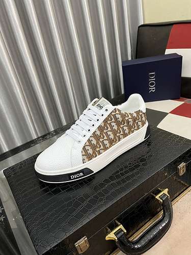 Scarpe Dior uomo Codice 0810B40 Taglia 3844