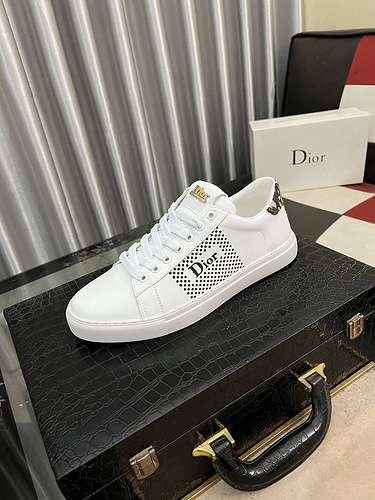 Scarpe Dior uomo Codice 0810B30 Taglia 3844