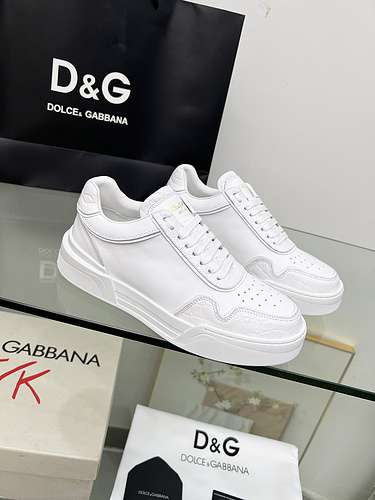 Scarpe da uomo Dolce amp Gabbana codice 0809C60 taglia 3845