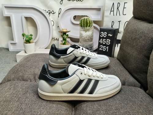 251DAdidas originali Busenitz Vulc adidas Quasi 70 anni di classici originali realizzati in pelle sc