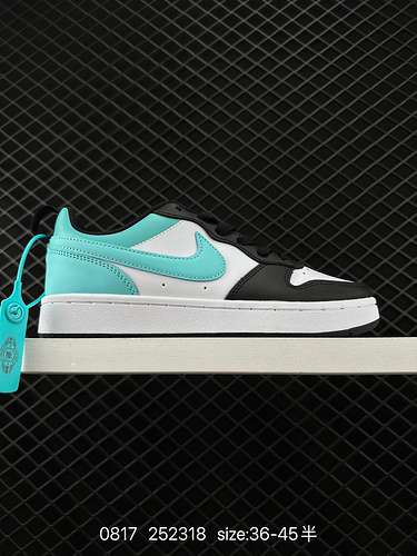 9 NIKE COURT VISION LOW Articolo versatile Guarda questo paio di scarpe bianche e bianche dalla part