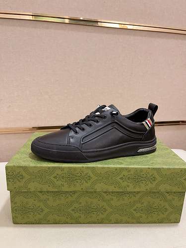 GUCCI scarpe uomo Codice 0812B40 Taglia 3844