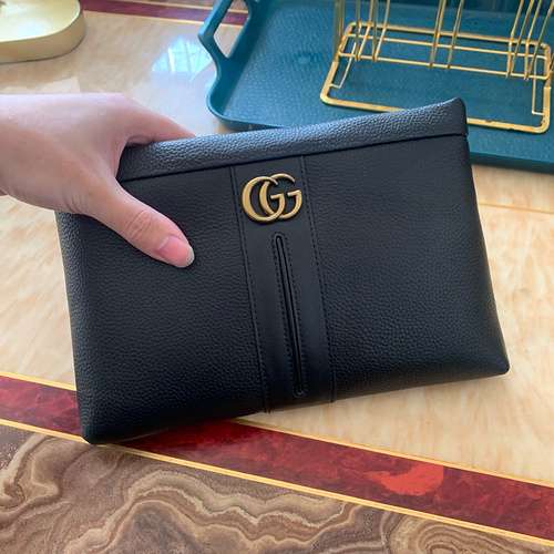 Borsa GUCCI Borsa da uomo Gucci Borsa Gucci realizzata in pelle originale importata Consegna di alta