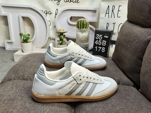 178DAdidas Originals Busenitz Vulc adidas classic Originals di quasi 70 anni fa sono realizzati in v