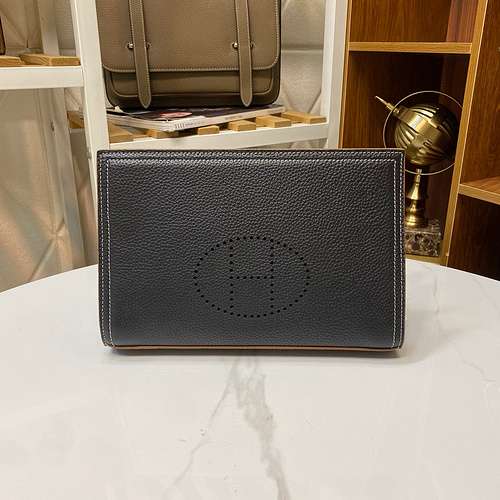 Borsa HERMES Borsa da uomo Hermes Borsa Hermes realizzata in pelle originale importata Consegna di a