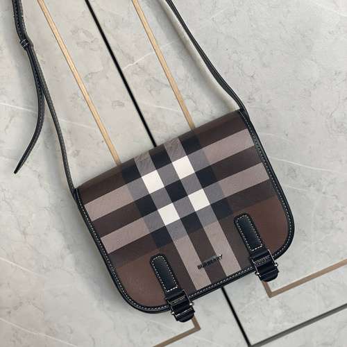 Borsa a tracolla Burberry Borsa da uomo Burberry Borsa a tracolla Burberry importata di primo livell