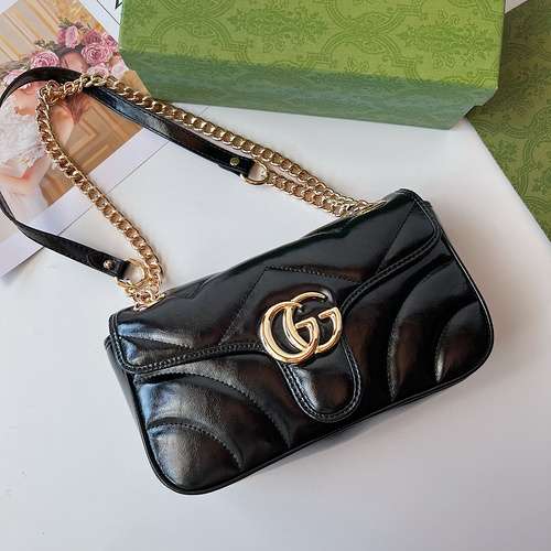 Borsa a catena GUCCI Borsa da donna Gucci Borsa a tracolla Gucci importata pelle bovina originale di