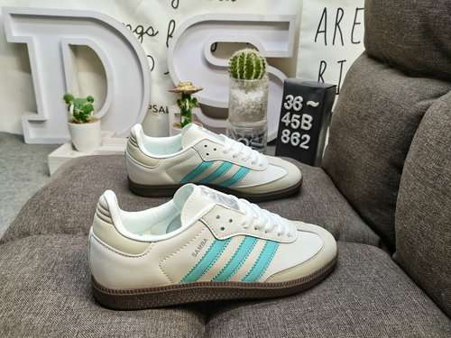 862DAdidas Originals Busenitz Vulc adidas classic Originals di quasi 70 anni realizzato in vera pell