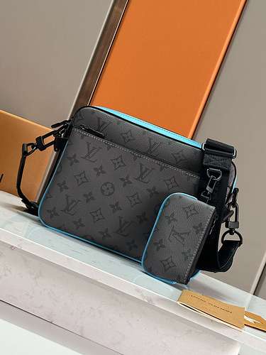 Borsa a tracolla LOUIS VUITTON Borsa da uomo LV Borsa a tracolla LV Louis Vuitton adotta pelle origi