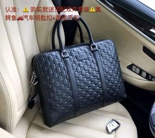 Valigetta GUCCI Borsa da uomo Gucci Borsa a tracolla Gucci importata pelle bovina originale di alta 