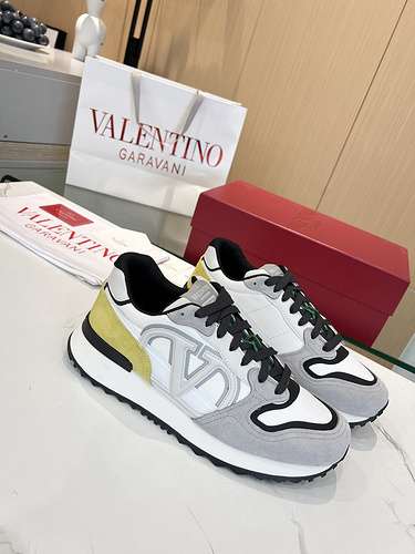 Valentino Scarpa uomo e donna codice 0803C80 Taglia 3546