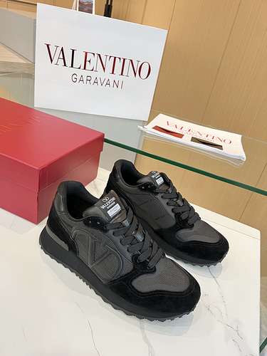 Valentino Scarpa uomo e donna codice 0803C80 Taglia 3546