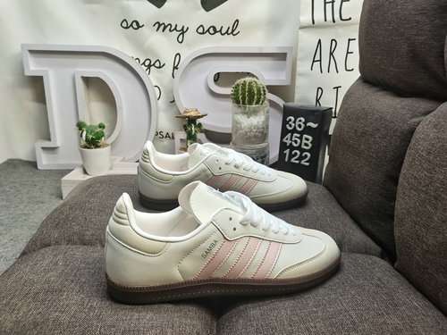 122DAdidas Originals Busenitz Vulc Gli adidas classic Originals di quasi 70 anni fa sono realizzati 