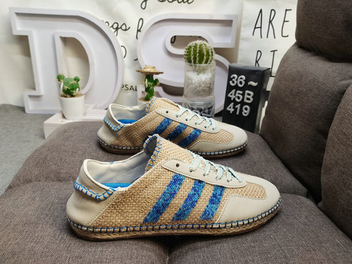 419DCLOT sx adidas Gazelle quotHalo Ivoryquot CLOTs Gazelle quotHalo Ivoryquot incarna l'eccellenza 