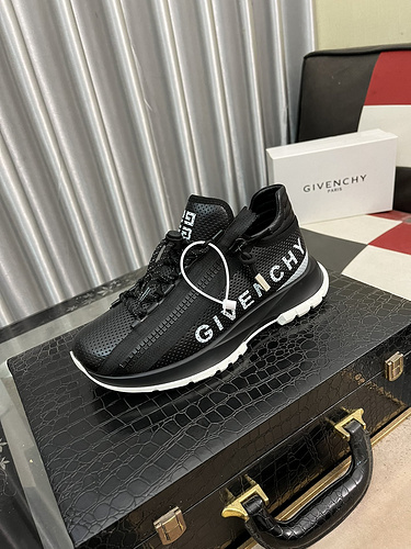 Scarpa Uomo Givenchy Codice 0902C10 Taglia 3844