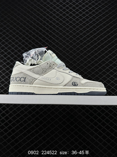 Nike Dunk Low Retro sneakers classiche sneakers retrò Collaborazione GUCCI Come una classica scarpa 