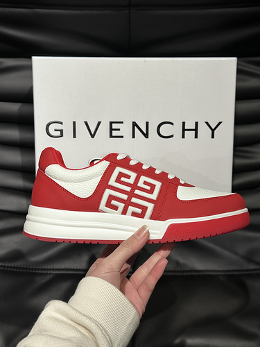 Scarpa uomo Givenchy codice 0704B60 Taglia 3844 45 personalizzata