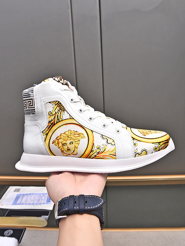 Scarpa da uomo Versace codice 9B4 taglia 38444 personalizzata