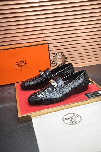 Le scarpe da uomo Hermes codice 2C2 Taglia38444 possono essere personalizzate