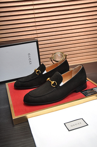 Scarpe uomo Gucci codice 76B9 Taglia 38444 personalizzabile