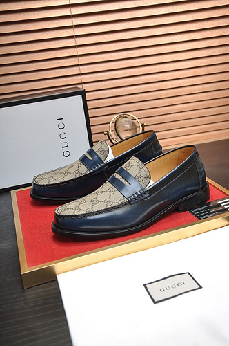 Codice scarpa uomo Gucci 76C2 Taglia38444 personalizzabile