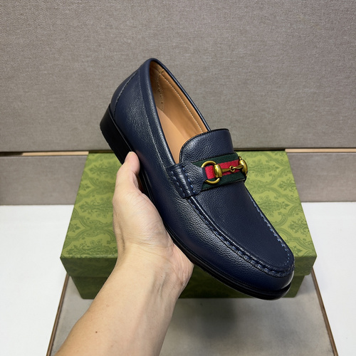 Scarpa uomo Gucci codice 73B8 misura 3844