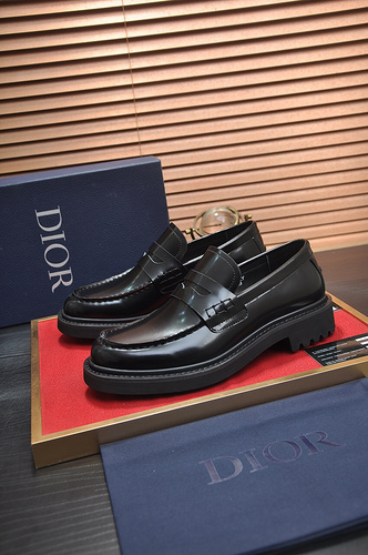 Scarpa da uomo Dior codice 68C8 misura3944384 personalizzata