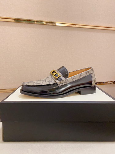 Le scarpe da uomo Guqi codice 24C2 La taglia 3844 può essere personalizzata 4