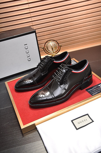 Scarpe da uomo Gucci Codice 68B6 Taglia38444 Personalizzata Non rimborsabile