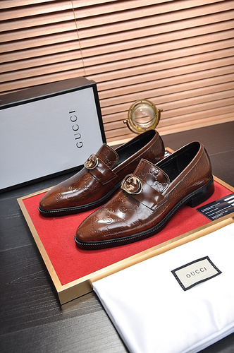 Scarpe da uomo Gucci Codice 68B6 Taglia38444 Personalizzata Non rimborsabile