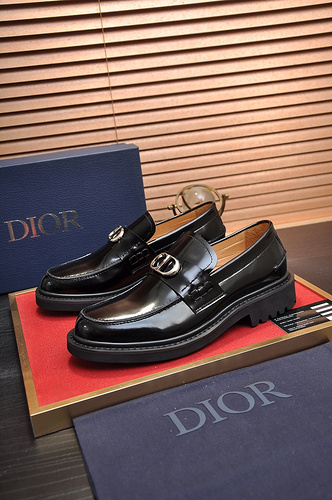 Scarpa da uomo Dior codice 68D misura3944384 personalizzata