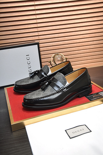 Codice scarpa uomo Gucci 76C2 Taglia38444 personalizzabile