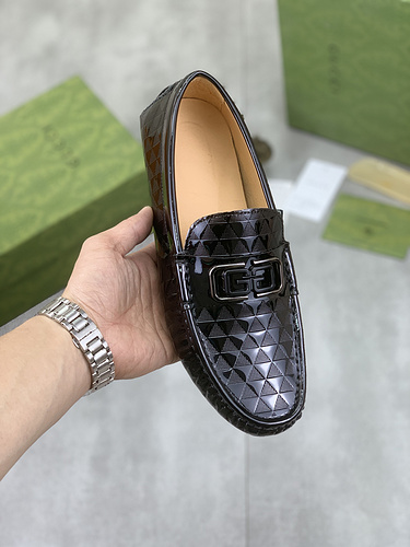 Scarpa uomo Gucci codice 84B3 Taglia384437 4 personalizzata