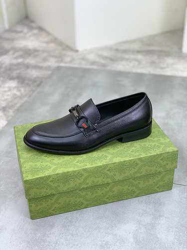 Scarpa uomo Gucci codice 626B4 Taglia394 3846 personalizzata