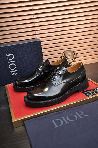 Scarpa da uomo Dior codice 68D misura3944384 personalizzata