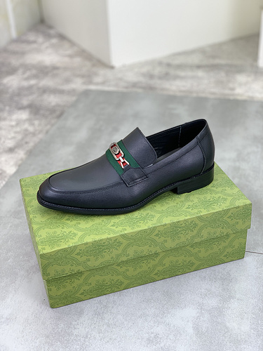 Scarpa uomo Gucci codice 96B8 Taglia3844