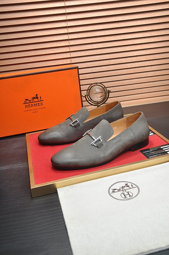 Le scarpe da uomo Hermes codice 2C2 Taglia38444 possono essere personalizzate