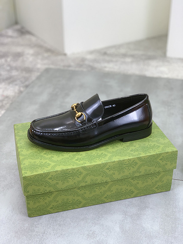 Scarpe uomo Gucci codice 93B7 Taglia38444 personalizzate