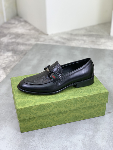 Scarpa uomo Gucci codice 626B4 Taglia394 3846 personalizzata