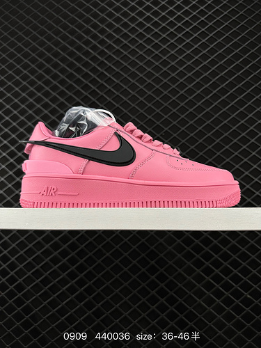 1D80G Ambush x Nk Air Force 1D0G7 Low SP Air Force One Joint Signature Lo Swoosh si estende oltre il